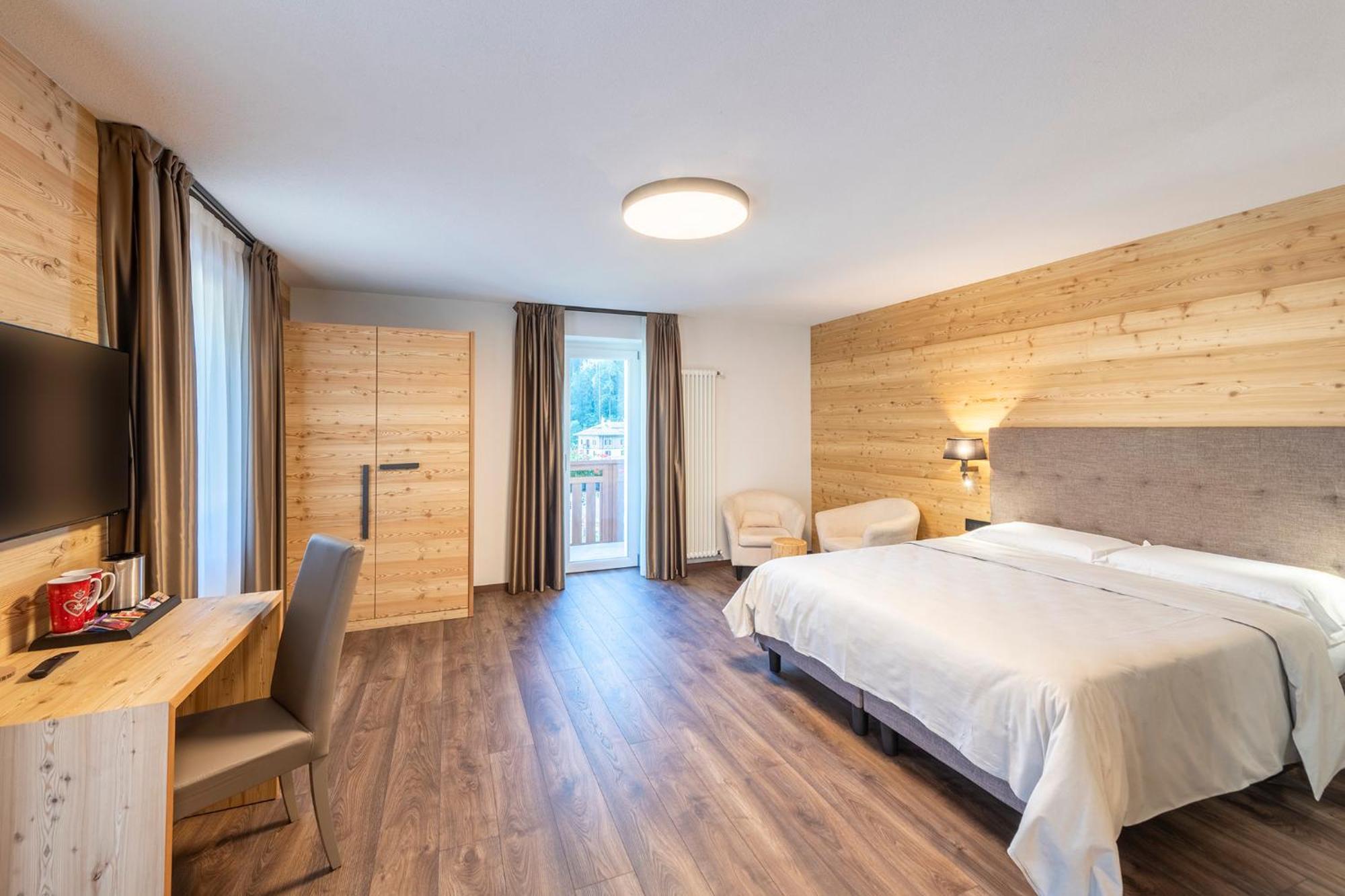 Hotel Alpino Wellness & Spa Peio Fonti Ngoại thất bức ảnh
