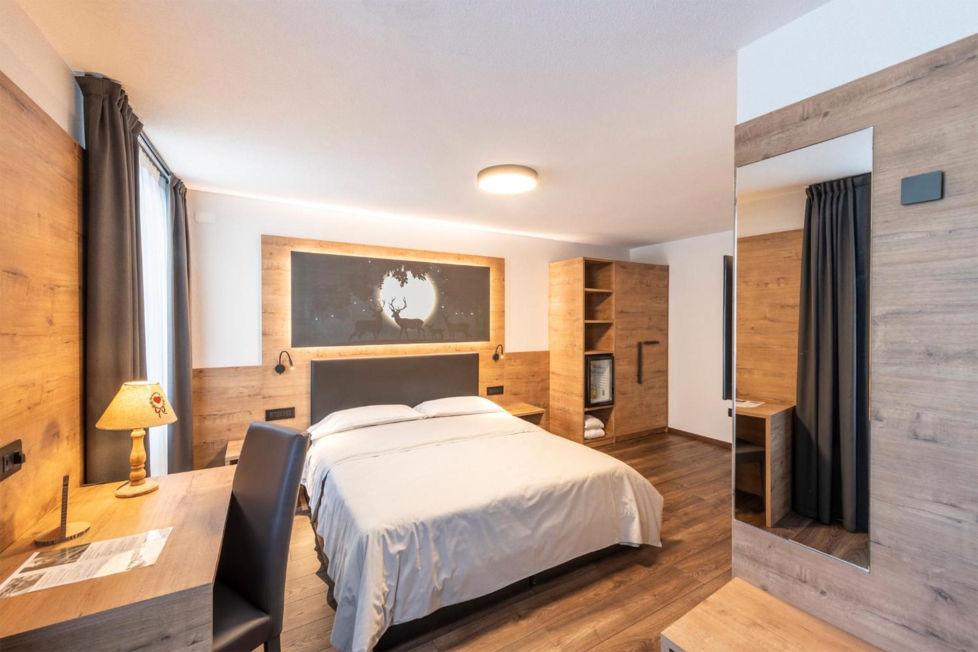 Hotel Alpino Wellness & Spa Peio Fonti Ngoại thất bức ảnh